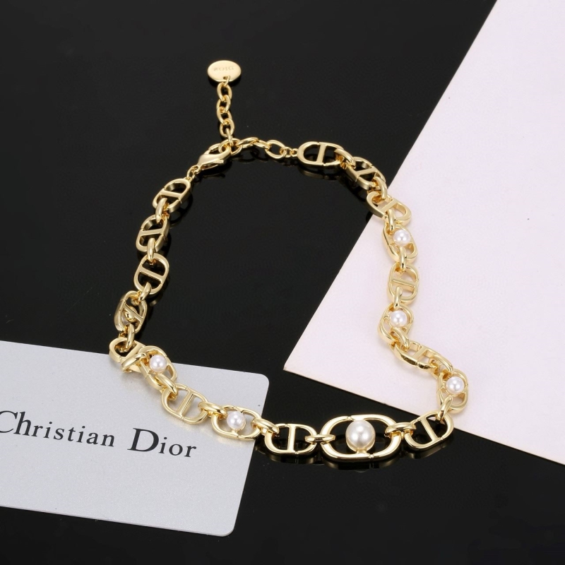 chr1st1an D10r necklaces